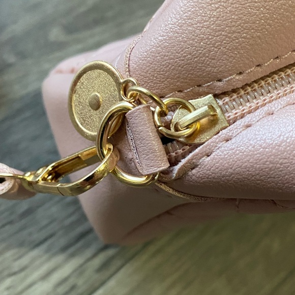 Quilted Crossbody Bag In Pink with Gold Plated Accessories - Picture 5 of 6